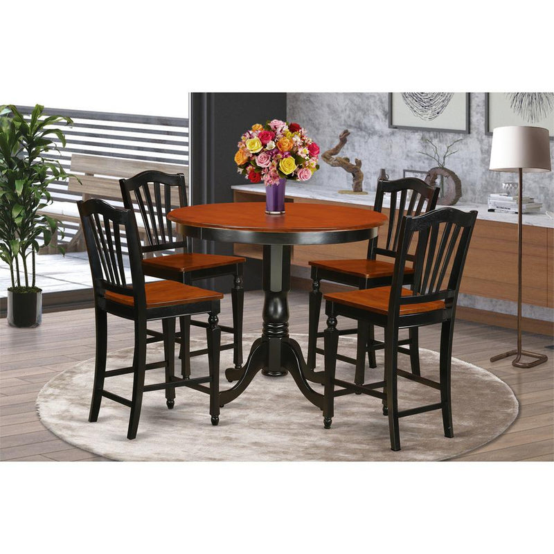 5  Pc  counter  height  Dining  room  set  -  counter  height  Table  and  4  Kitchen  Chairs.