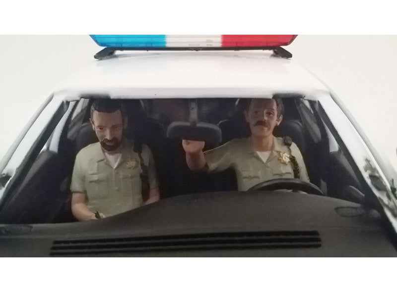 Seated Sheriff Officers 2 Piece Figure Set for 1:18 Models by American Diorama