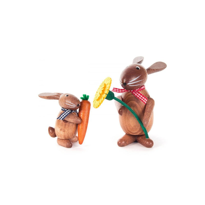 Easter Figures - Bunnies With Mayflower and Carrot (Set 2)