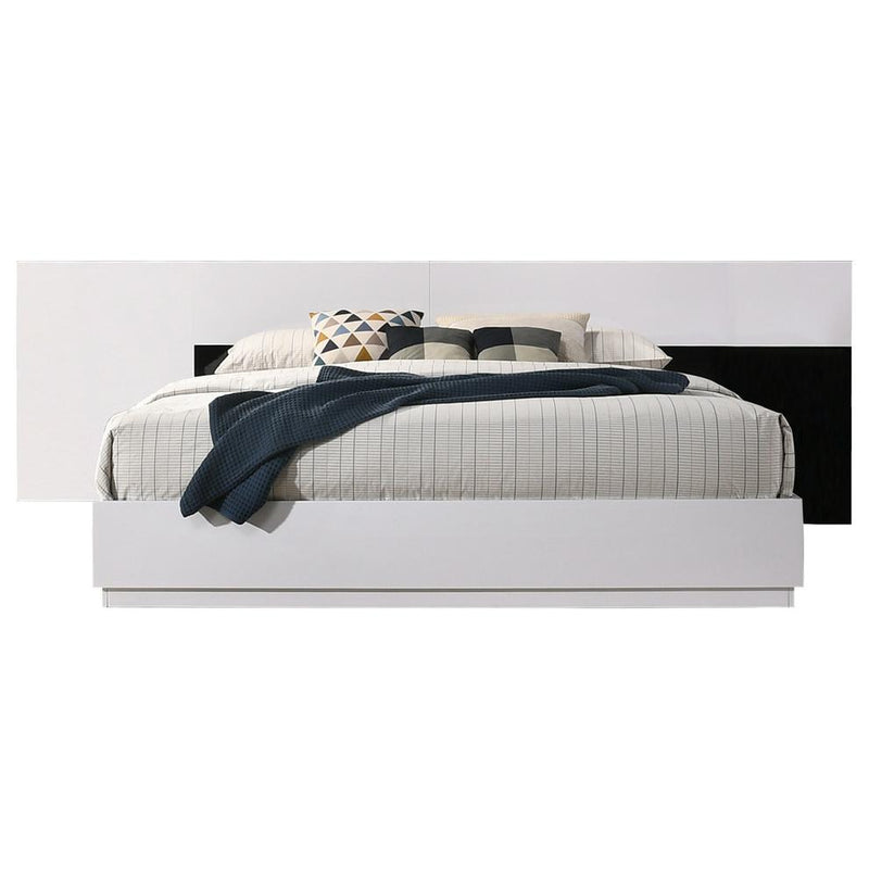 Best Master Bahamas Poplar Wood California King Platform Bed in Black/White