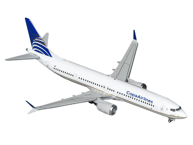 Boeing 737 MAX 9 Commercial Aircraft "Copa Airlines" (HP-9907CMP) White with Blue Tail "Gemini 200" Series 1/200 Diecast Model Airplane by GeminiJets