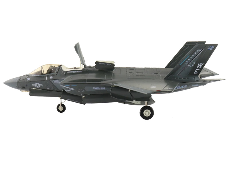 Lockheed F-35B Lightning II Aircraft "VMFA-214 Black Sheep Marine Corps Air Station Yuma" (2023) United States Marine Corps "Air Power Series" 1/72 Diecast Model by Hobby Master