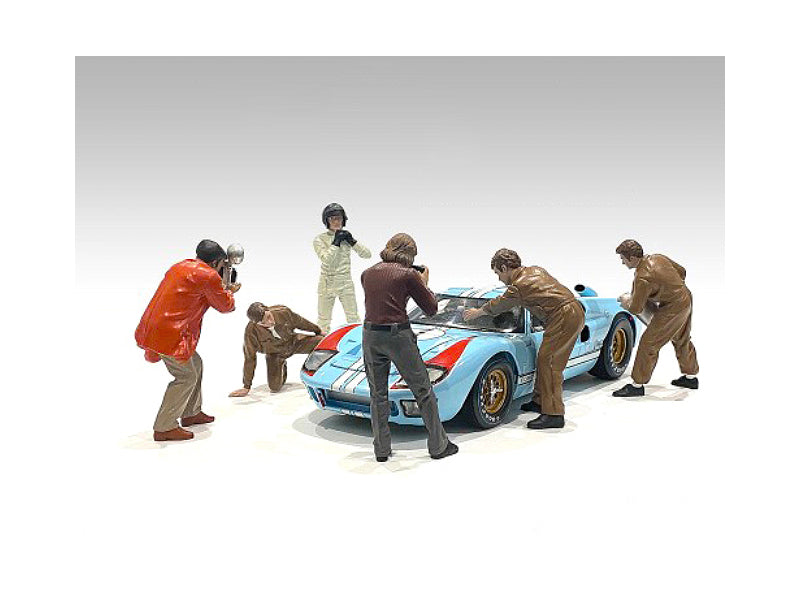 "Race Day 1" 6 piece Figurine Set for 1/18 Scale Models by American Diorama