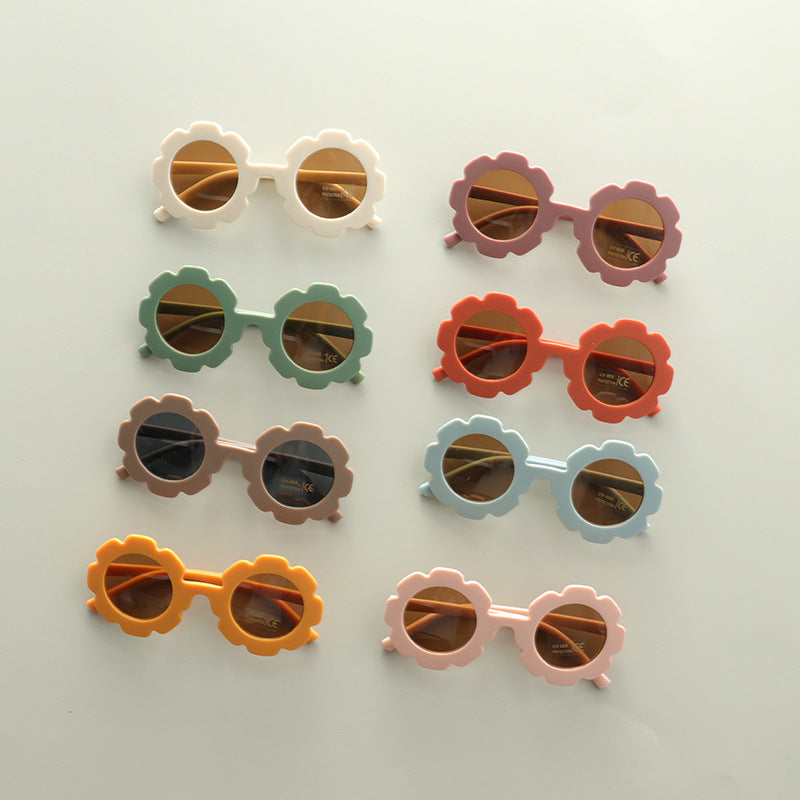 Kids Boy And Girl Flower Frame Shape Cute Fashion Sunglasses