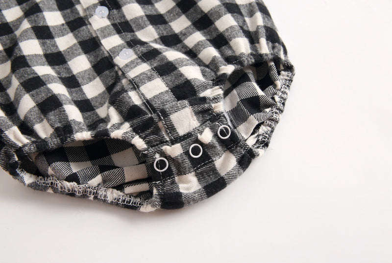 Baby Boy Plaid Pattern Buttoned Shirt With Pockets Long Sleeve Onesies In Autumn