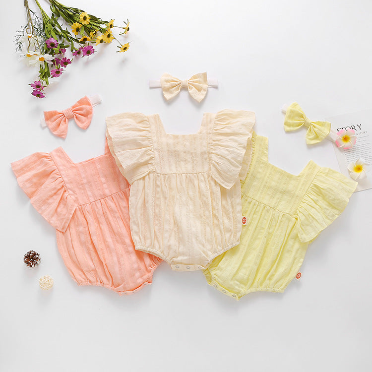 Baby Girl Solid Color Square Collar Design Short-Sleeved Onesies With Headband In Summer Outside Wearing