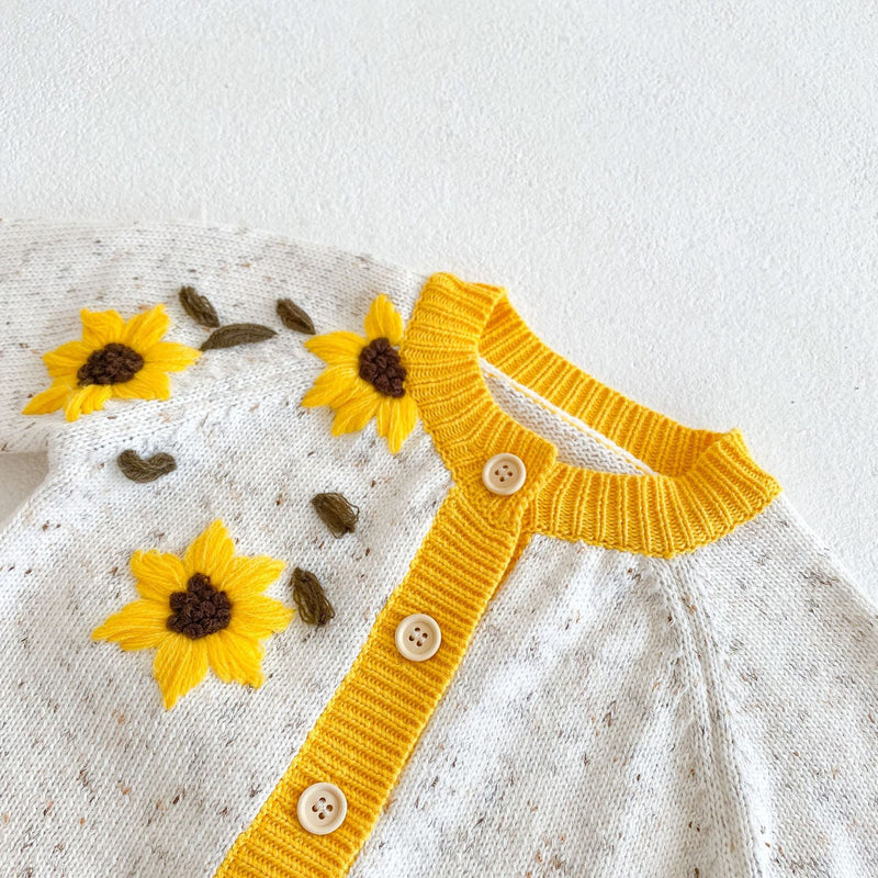 Baby Girl 1pc Sunflower Embroidered Graphic Buttoned Front Contrast Knitted Cardigan