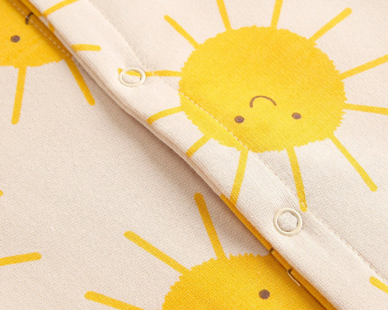 Baby Cartoon Sun Pattern Snap Button Long Sleeved Romper In Spring & Autumn