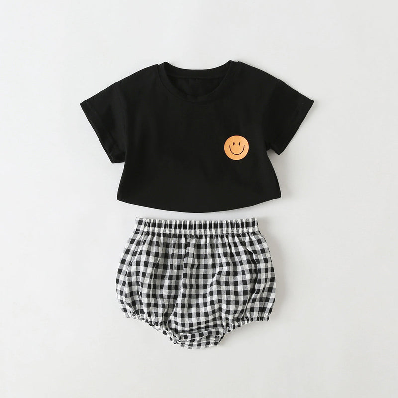 Baby Smiley Print Pattern Solid Tee Combo Plaid Pattern Triangle Shorts Sets