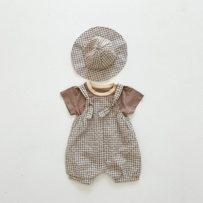 Baby Girl Short-Sleeved Plaid Pattern Backpack Pants With Hat Three Piece Sets In Summer